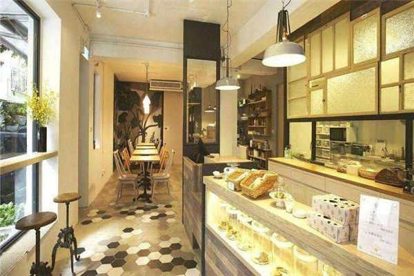 甜品连锁店最新版：品种翻新，店面升级，让你甜蜜无限享受甜品之旅