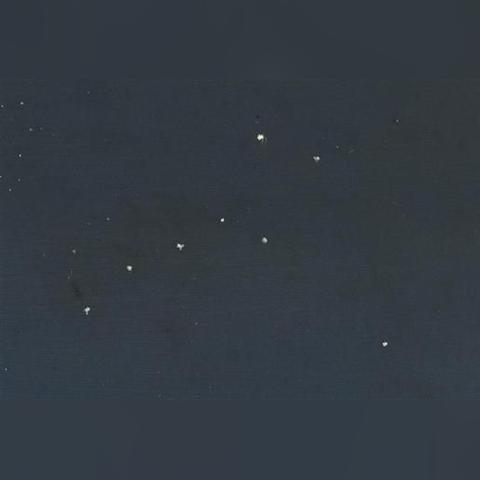 (纯音乐《星空》净化心灵的乐曲)《星空》纯音乐：让心灵沉浸在宁静星空下的旋律与梦境中